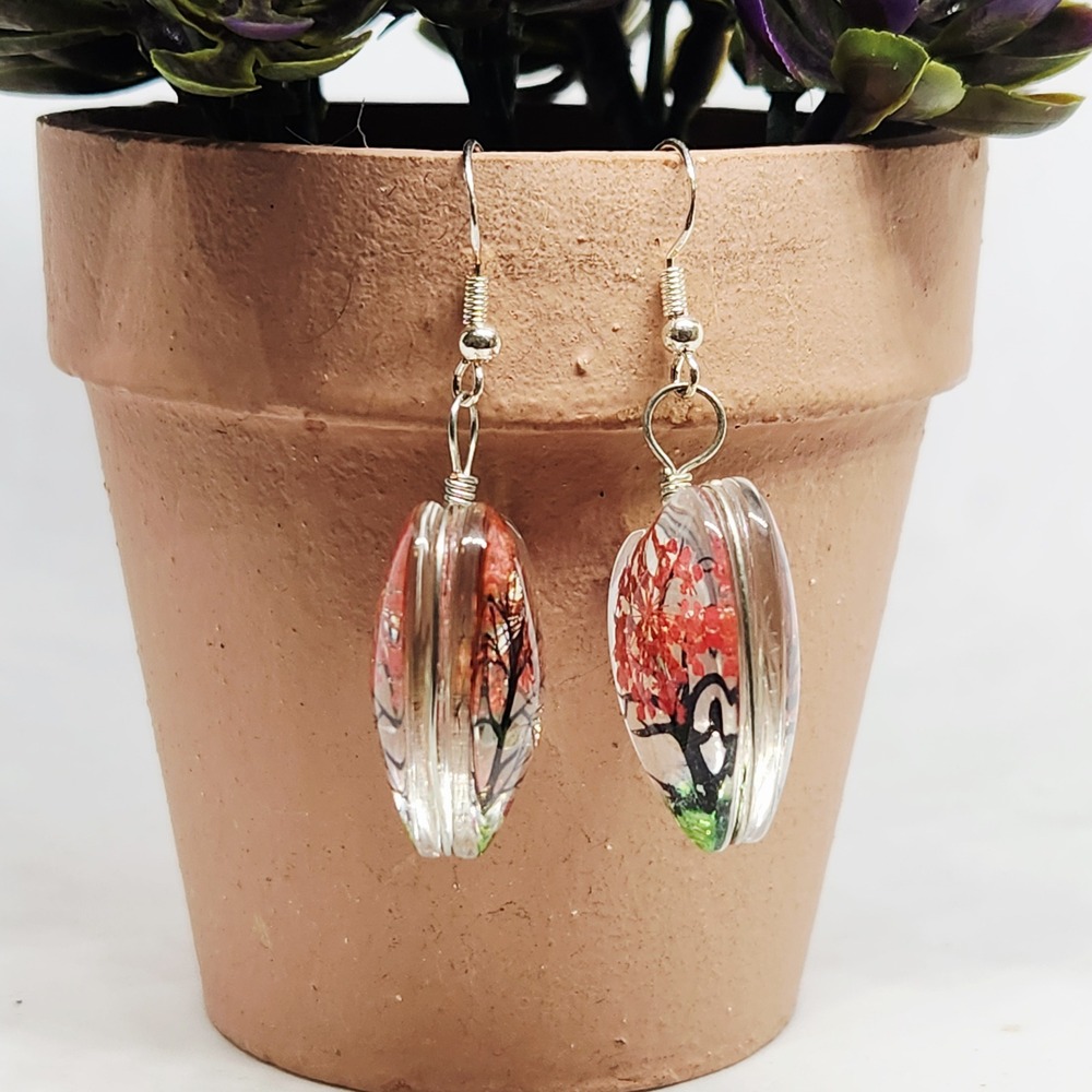 Handmade Heart-Shaped Tree with Red‎ Blossoms Dangle Earrings NEW Ladies Casual - Picture 4 of 8